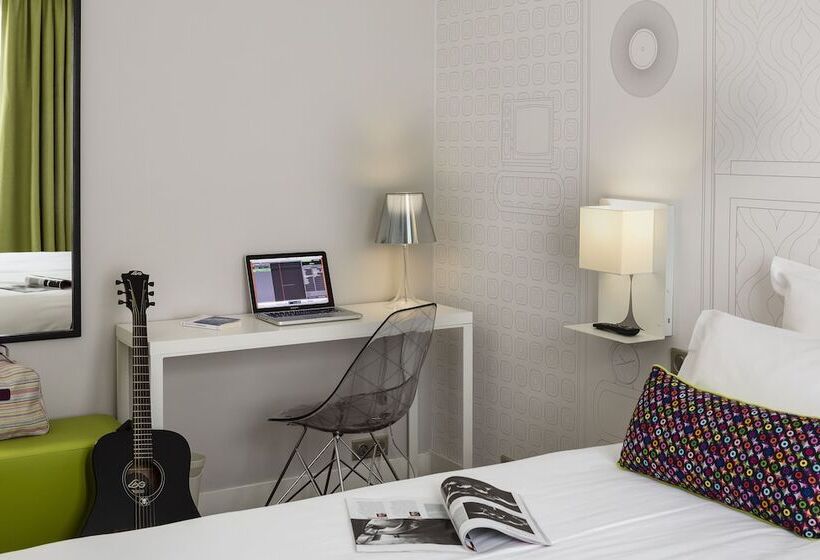 标准单人间, Paris Vaugirard