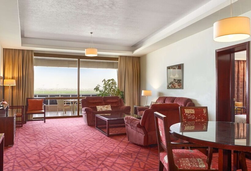 Suite with Terrace, Radisson Blu Hotel & Convention Center, Alexandria