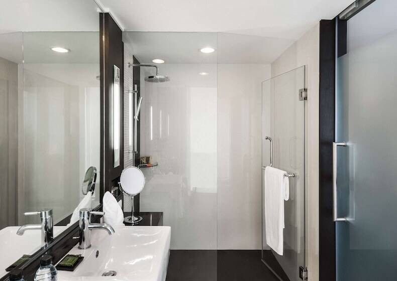 غرفة سوبيريور, Radisson Suites Bangkok Sukhumvit