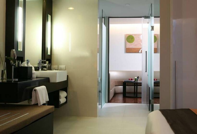غرفة ديلوكس, Radisson Suites Bangkok Sukhumvit