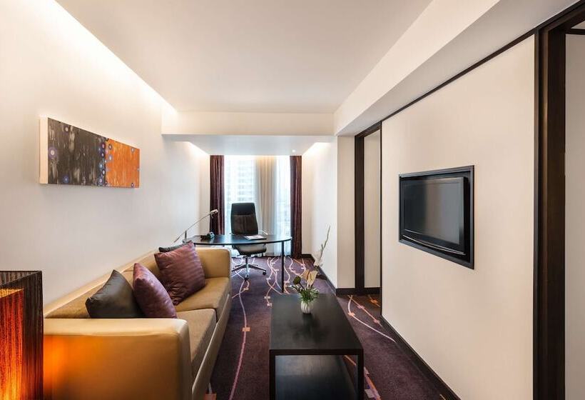 اتاق لوکس, Radisson Suites Bangkok Sukhumvit