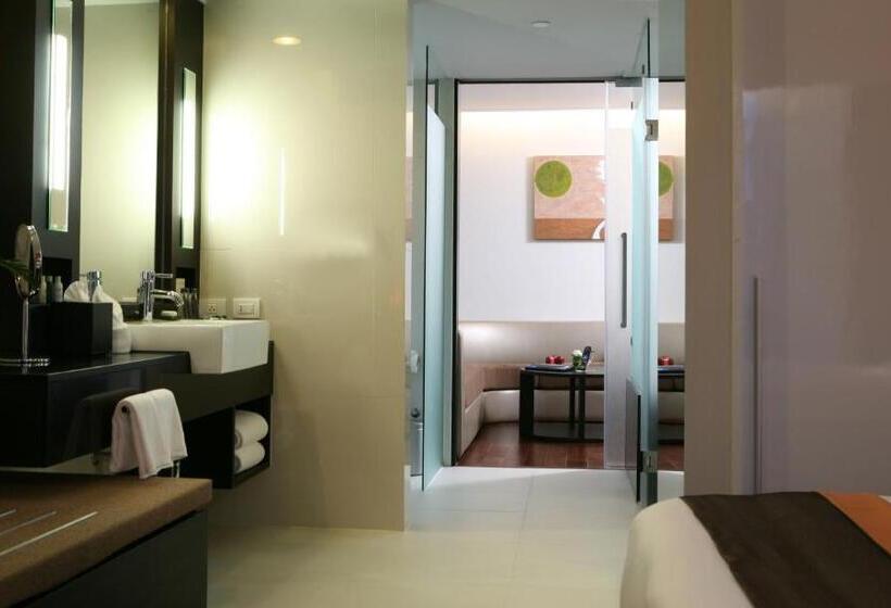 غرفة ديلوكس, Radisson Suites Bangkok Sukhumvit