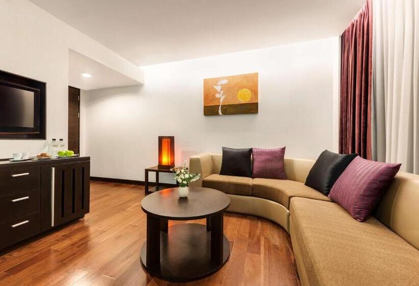غرفة ديلوكس, Radisson Suites Bangkok Sukhumvit
