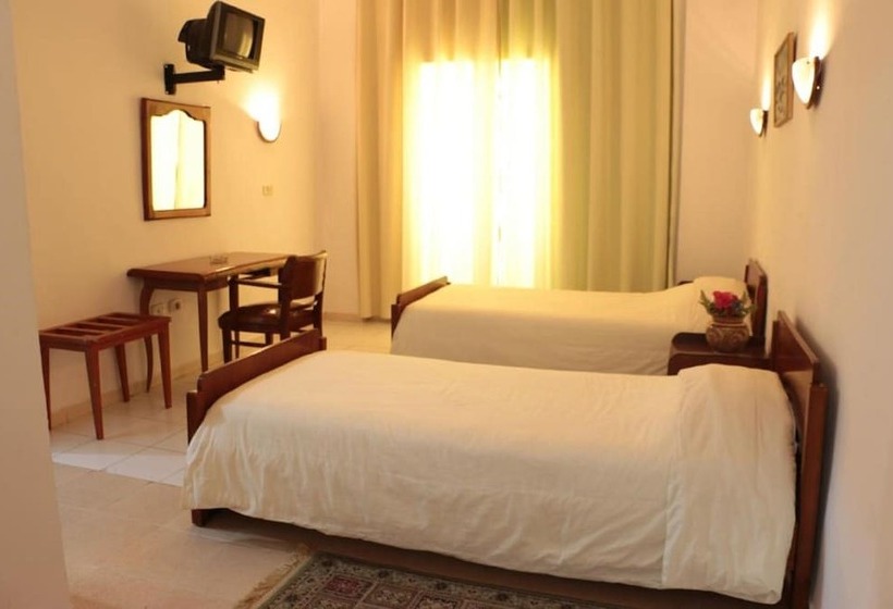 اتاق استاندارد یک نفره, Saint Georges Tunis