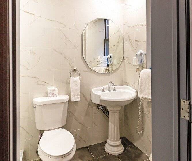 标准间, St. James