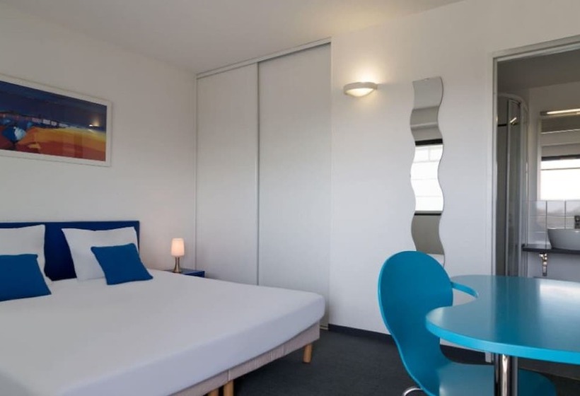 Номер Стандарт, The Originals City, Hôtel Anaïade, Saint Nazaire Pornichet