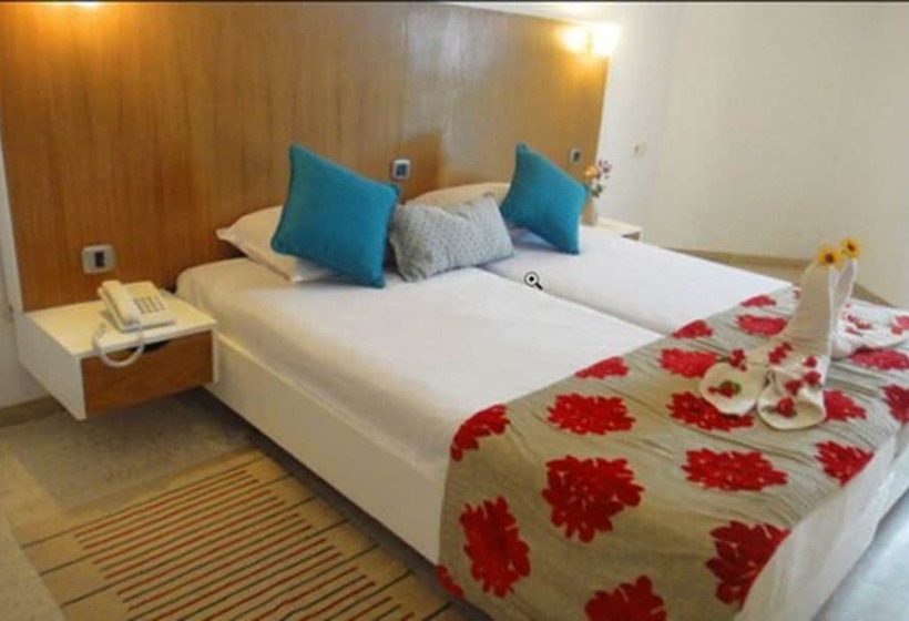 חדר סטנדרט, Chiraz Club   Families Only