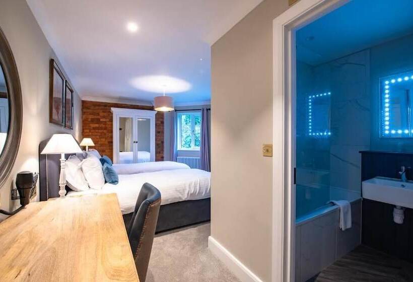 Номер Deluxe, Cottesmore Hotel Golf & Country Club