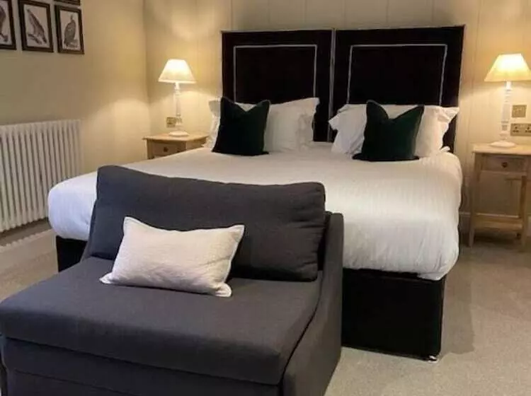 Perhehuone, Cottesmore Hotel Golf & Country Club