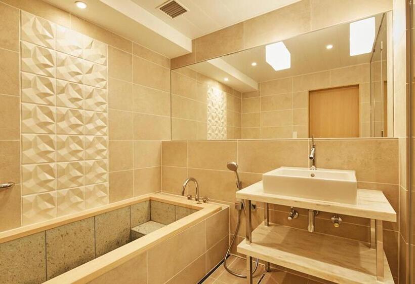 Люкс Клуб, Grand Prince Hotel Takanawa