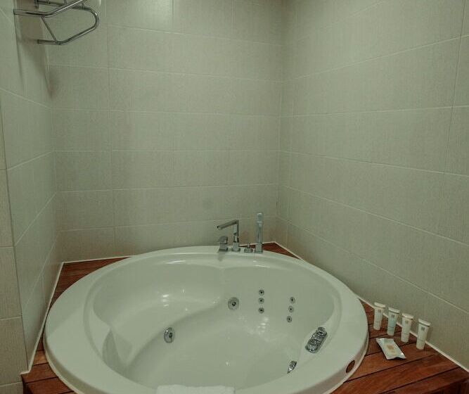 سوییت اجرایی, Baia Bursa