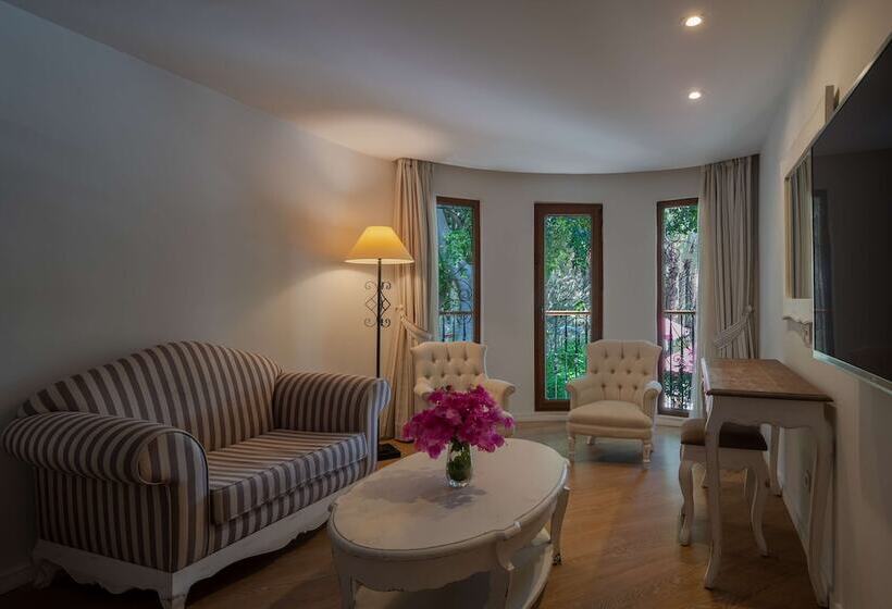 Люкс, Doubletree By Hilton Bodrum Marina Vista