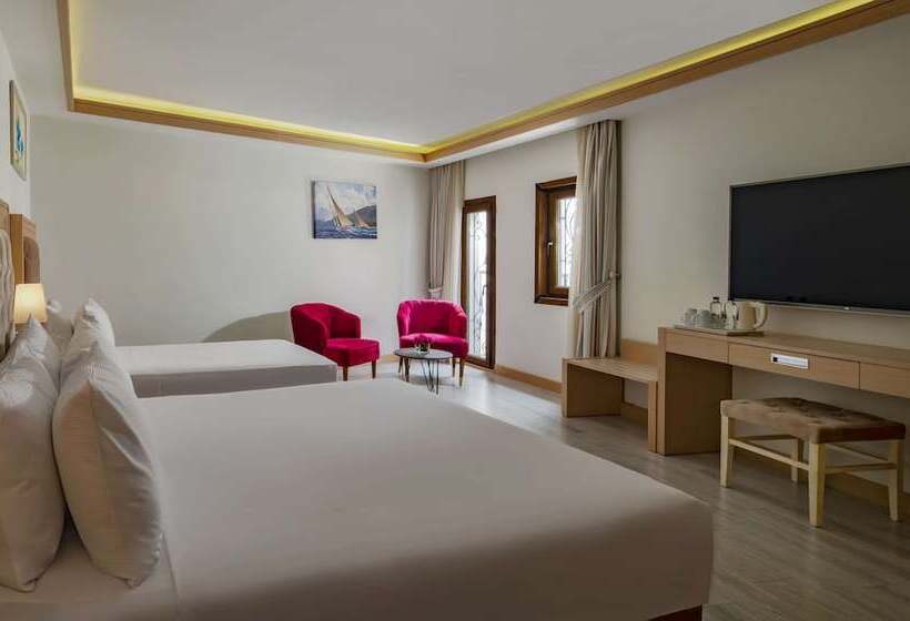 Номер Superior Кровать Куин, Doubletree By Hilton Bodrum Marina Vista