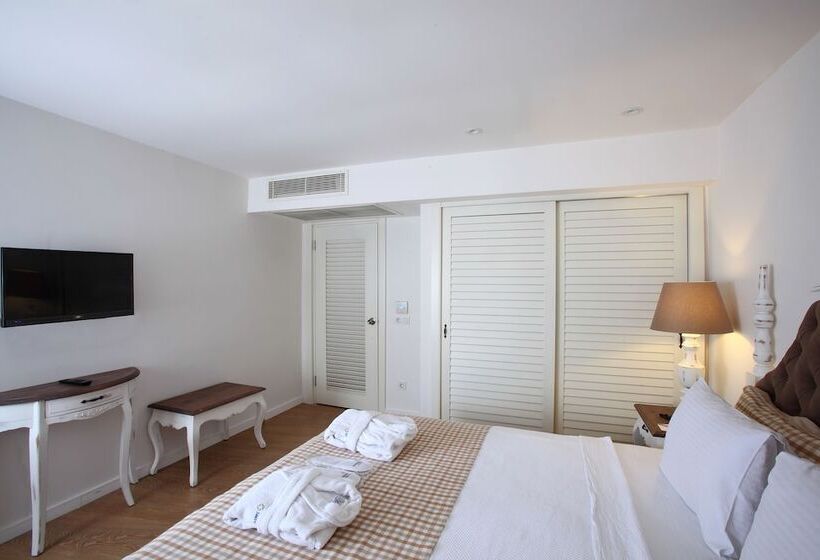 Номер Superior Кровать Куин, Doubletree By Hilton Bodrum Marina Vista