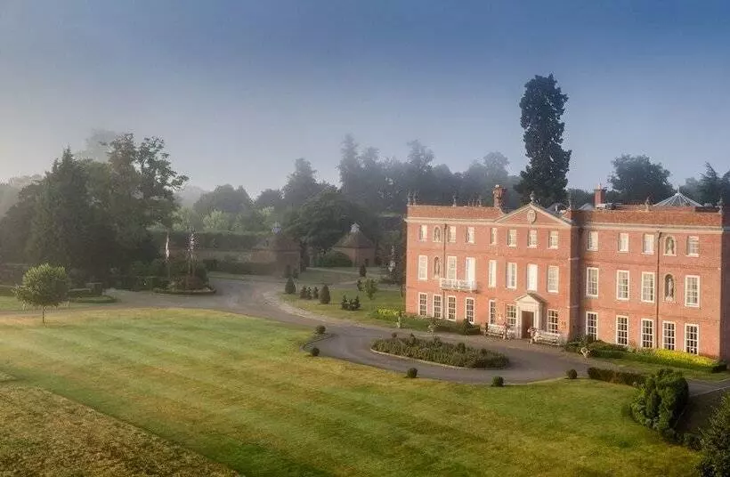 身障者適用スイートルーム, Four Seasons Hotel Hampshire