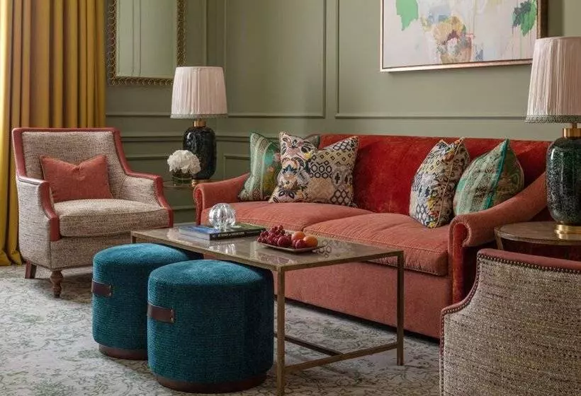 身障者適用スイートルーム, Four Seasons Hotel Hampshire