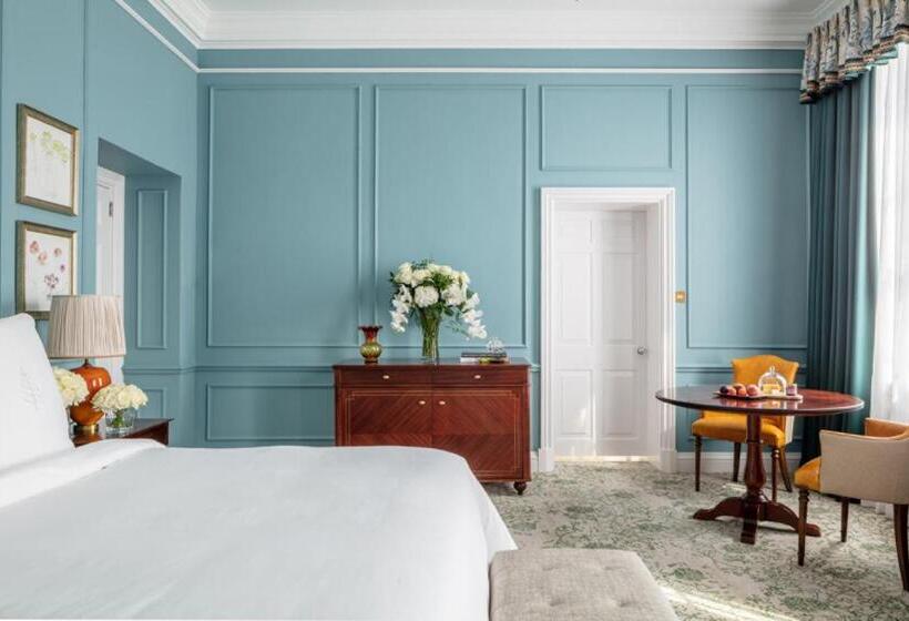 غرفة قياسية سرير كينج, Four Seasons Hotel Hampshire