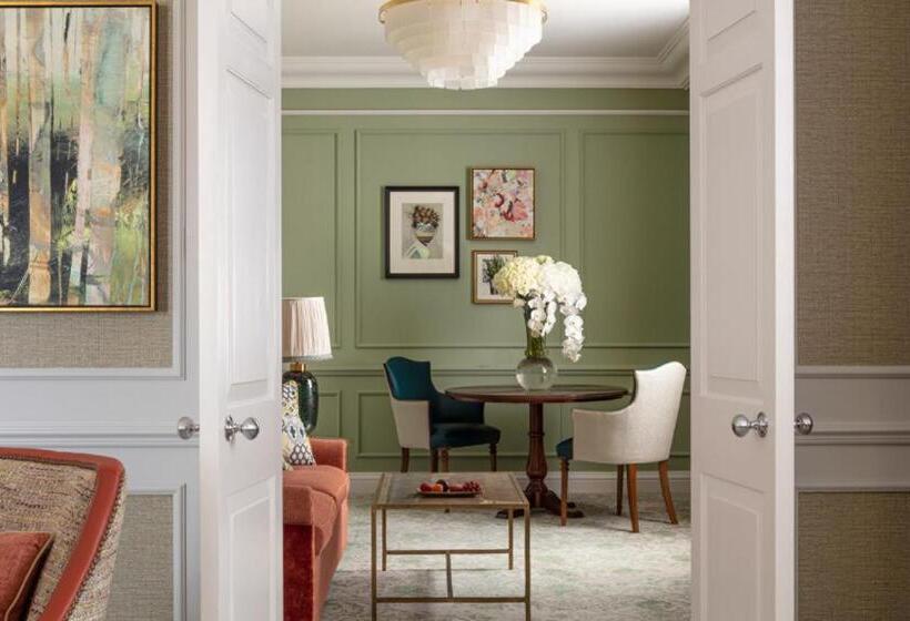 جناح سرير كينج, Four Seasons Hotel Hampshire