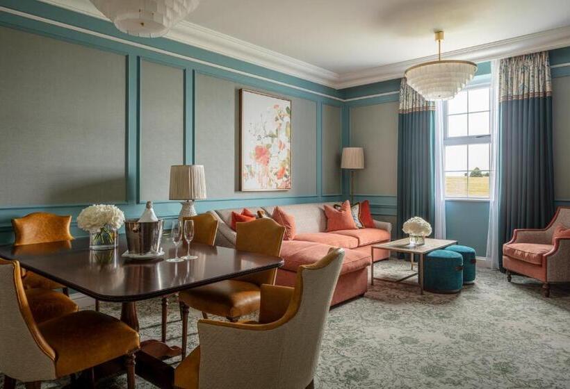 Люкс, Four Seasons Hotel Hampshire
