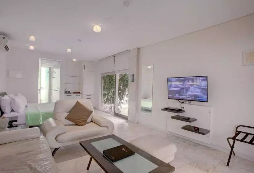 استودیوی استاندارد, Furamaxclusive Ocean Beach Seminyak Bali