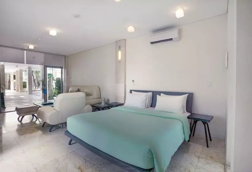 استودیوی استاندارد, Furamaxclusive Ocean Beach Seminyak Bali