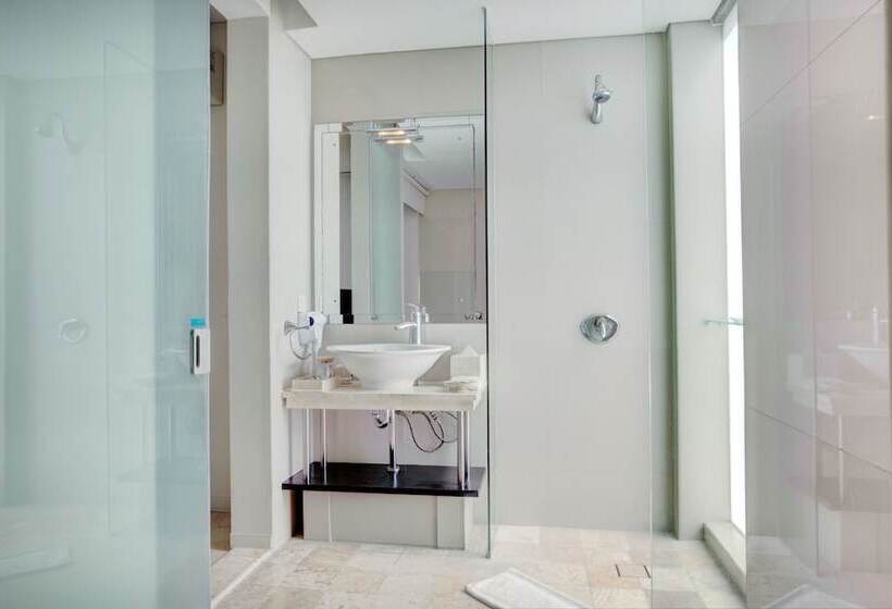 סוויטה, Furamaxclusive Ocean Beach Seminyak Bali