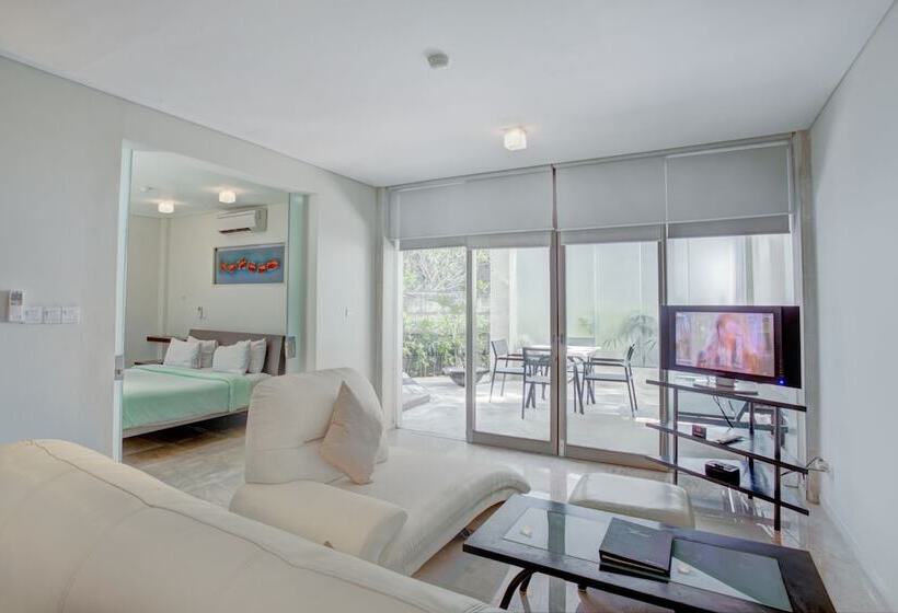 סוויטה, Furamaxclusive Ocean Beach Seminyak Bali