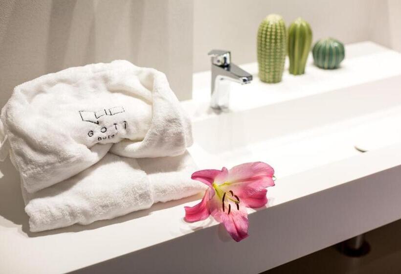 חדר דלוקס עם מרפסת, Gotì