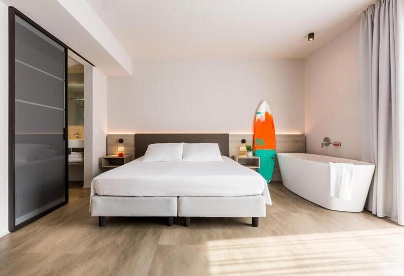 חדר סופריור, Gotì