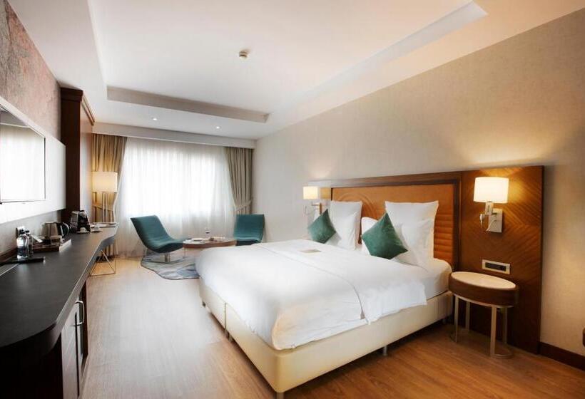 سوییت جونیور, Mercure Istanbul Bakirkoy