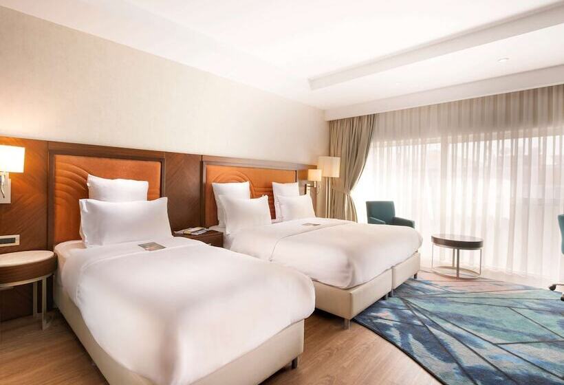 اتاق سوپریور با چشم‌انداز باغ, Mercure Istanbul Bakirkoy