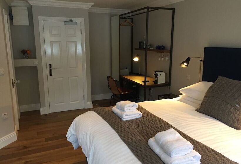 חדר דלוקס, Pembroke Hall