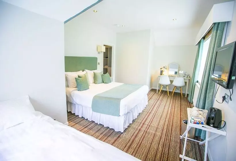 ファミリールーム, The Casa Hotel Yateley, Farnborough