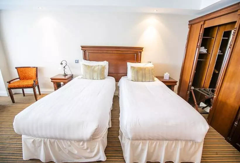 エクゼクティブルーム, The Casa Hotel Yateley, Farnborough