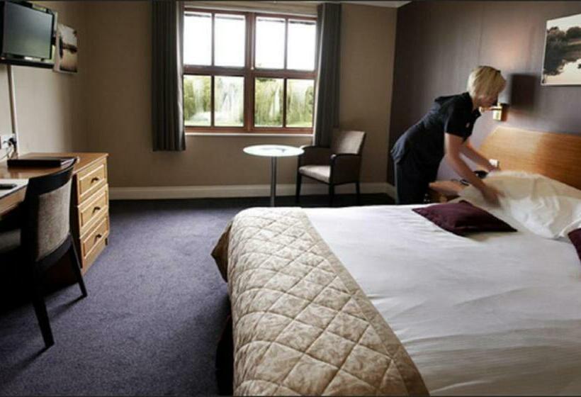 Номер Стандарт, The Essex Golf & Country Club