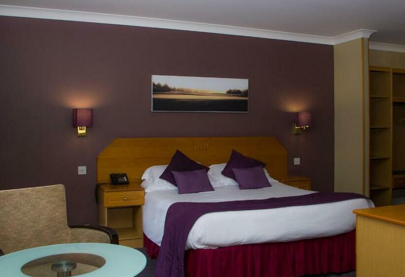 Номер Стандарт, The Essex Golf & Country Club