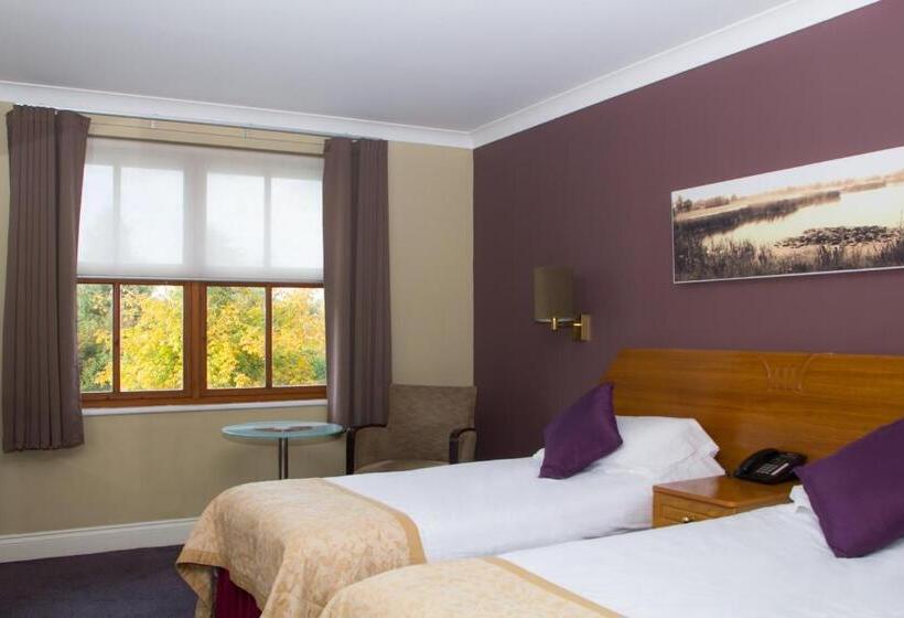 Номер Стандарт, The Essex Golf & Country Club