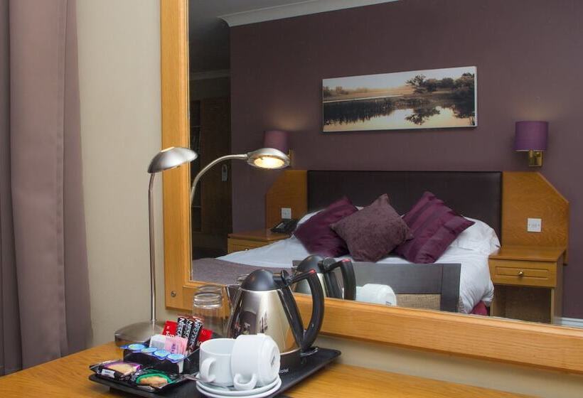 Номер Стандарт, The Essex Golf & Country Club