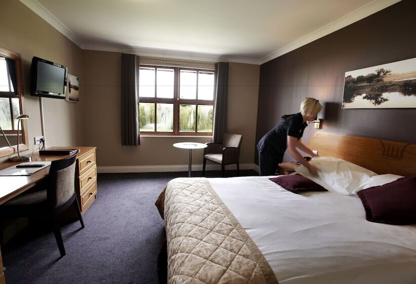 Номер Стандарт, The Essex Golf & Country Club