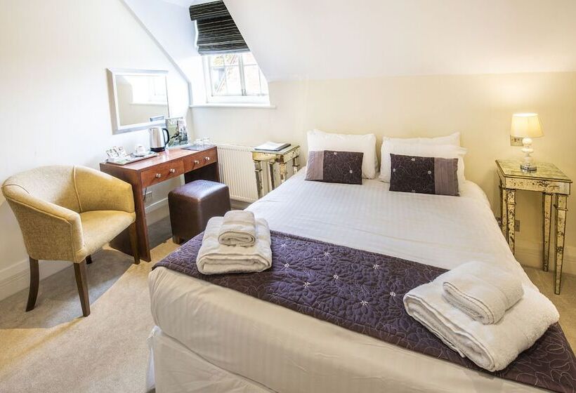 스탠다드 룸, The Kings Head Country