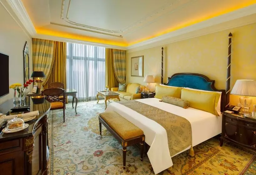 クラブルーム, The Leela Palace New Delhi
