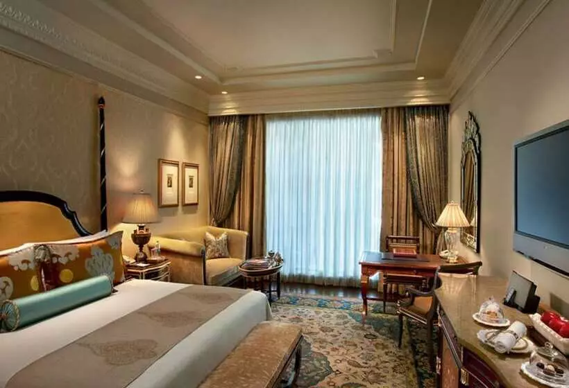 クラブルーム, The Leela Palace New Delhi