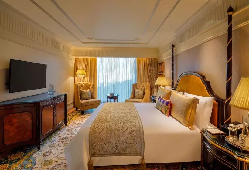デラックススイート, The Leela Palace New Delhi