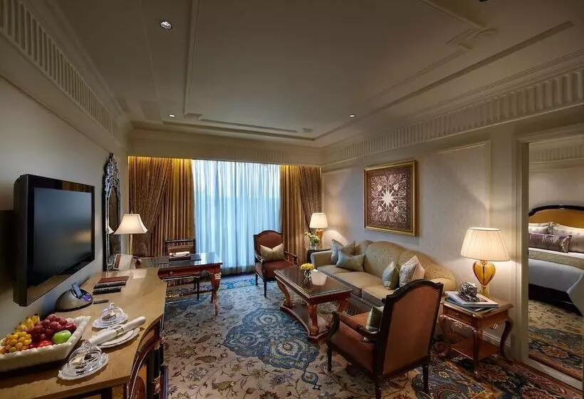 デラックススイート, The Leela Palace New Delhi