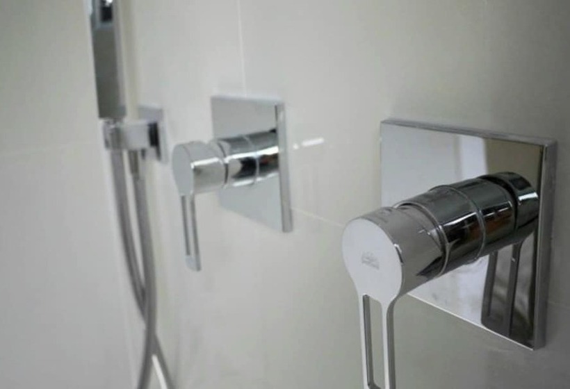 Comfort Éénpersoonskamer, The Neufchatel