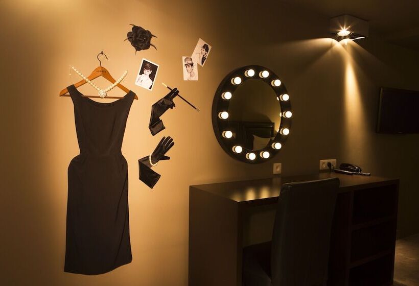 Comfort Driepersoonskamer, The Neufchatel