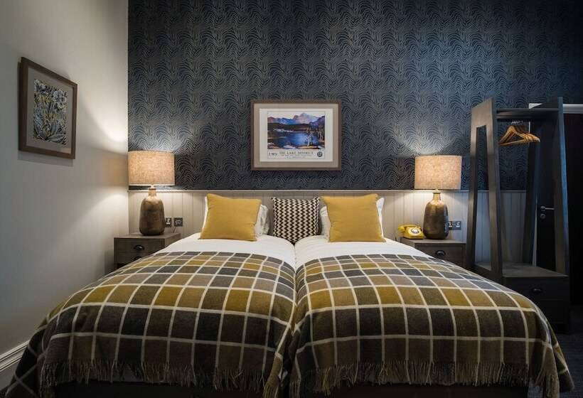 חדר סטנדרט, Toll House Inn