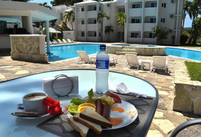 غرفة قياسية مطلّة علي حمام السباحة, Tropical Casa Laguna