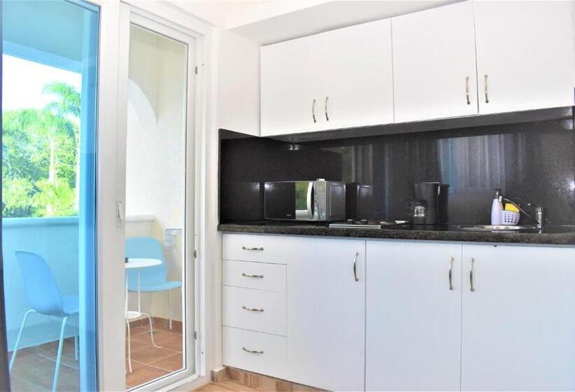 إستوديو قياسى, Tropical Casa Laguna