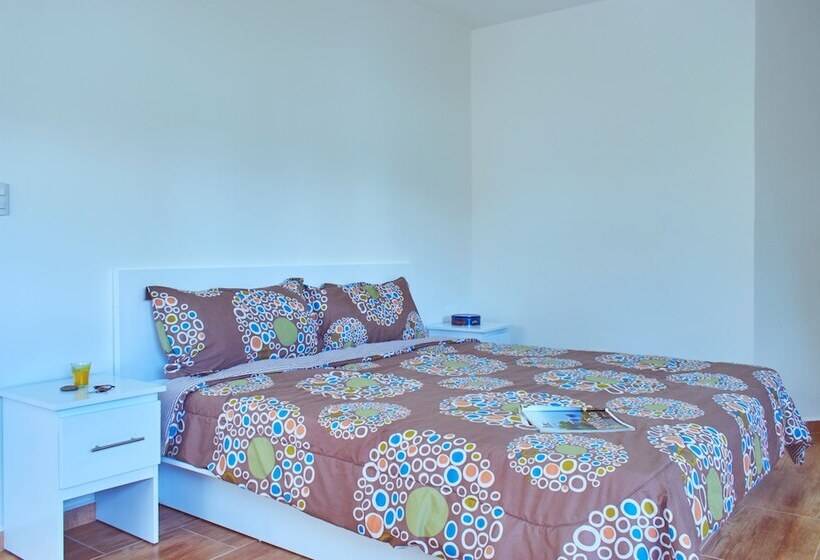 إستوديو كومفورت, Tropical Casa Laguna